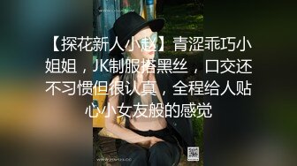 过命兄弟叫了两个鸡婆上门，拉了一个进房间做爱，一个在大厅，幸亏我回来的早，打开房间门哈哈哈，淫乱对白！